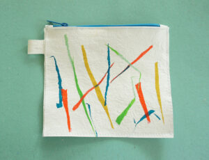 recycled zipper bag made of discarded plastic bags